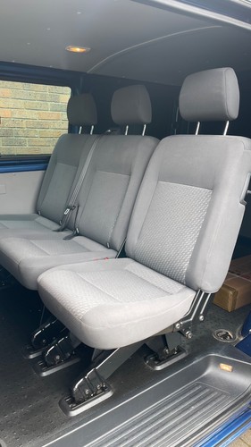 Transporter rear kombi - rear,
